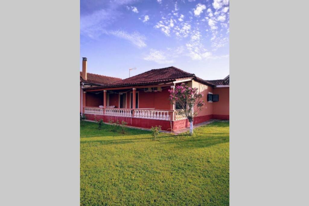 Rose Garden Villa Melikia Exterior photo